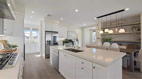 Kitchen - 26817 Echelon Pl, Valencia, CA 91381 photo 2 of 5