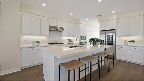 Kitchen - 26817 Echelon Pl, Valencia, CA 91381 photo 1 of 5