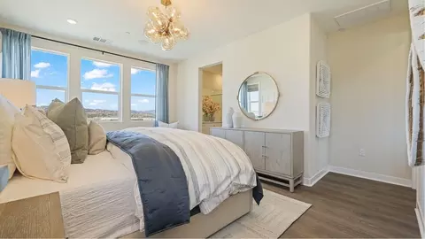 Bedroom - 26817 Echelon Pl, Valencia, CA 91381 photo 2 of 6