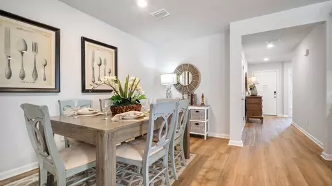 Entry Way - 1236 Provision Blvd, Mobile, AL 36608 photo 2 of 5