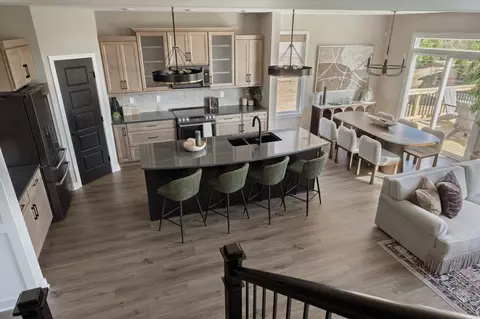 Kitchen - 3801 Circollo Dr, Covington, KY 41017 photo 5 of 16
