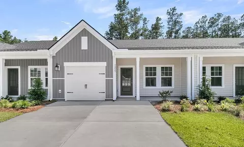 1055 Dusk Dr, Summerville, SC 29486