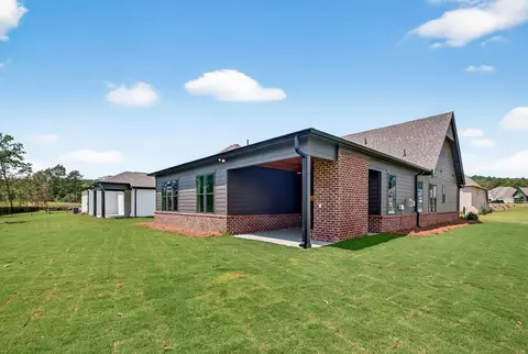 Exterior - 500 Argyle Cir, Pike Road, AL 36064 photo 6 of 12