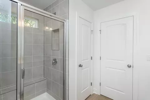 Entry Way - 5418 Running Fox Ln, Durham, NC 27703 photo 2 of 2