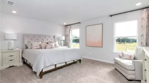 Bedroom - 8123 David Mccampbell Dr, Mobile, AL 36619 photo 9 of 15