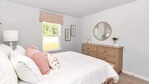 Bedroom - 8123 David Mccampbell Dr, Mobile, AL 36619 photo 13 of 15