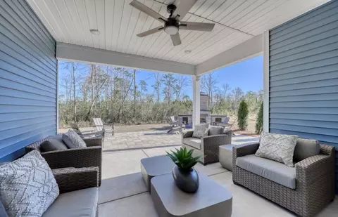 Exterior - 204 River Edge Dr, Myrtle Beach, SC 29588 photo 5 of 7
