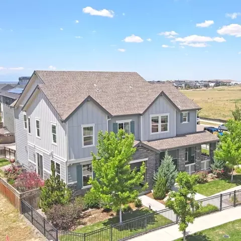 Exterior - 21568 E 61st Dr, Aurora, CO 80019 photo 2 of 4