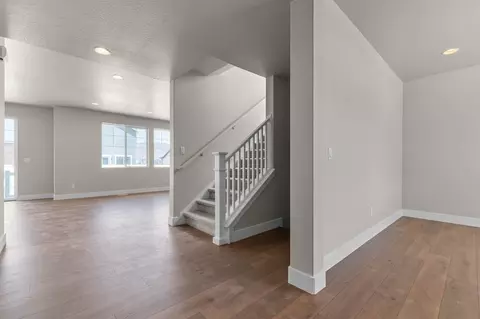 Entry Way - 6740 N Desert Crk, Eagle Mountain, UT 84005 photo 1 of 6