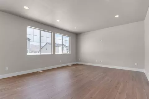 Living - 6740 N Desert Crk, Eagle Mountain, UT 84005 photo 2 of 7