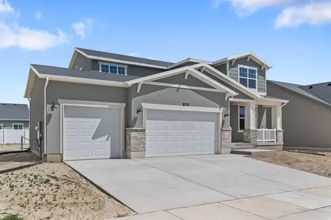 Exterior - 6740 N Desert Crk, Eagle Mountain, UT 84005 photo 2 of 6