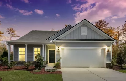 Exterior - 204 River Edge Dr, Myrtle Beach, SC 29588 photo 7 of 8