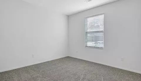 Bedroom - 1695 Ridgeview Dr, Springdale, AR 72762 photo 2 of 6