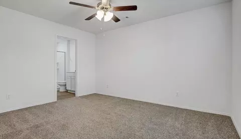 Bedroom - 1695 Ridgeview Dr, Springdale, AR 72762 photo 1 of 6