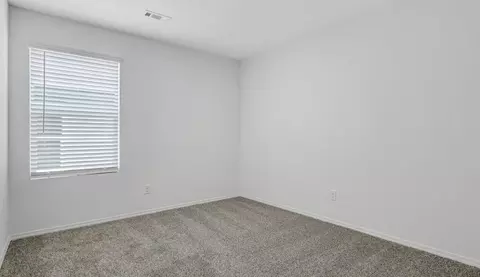 Bedroom - 1695 Ridgeview Dr, Springdale, AR 72762 photo 3 of 6