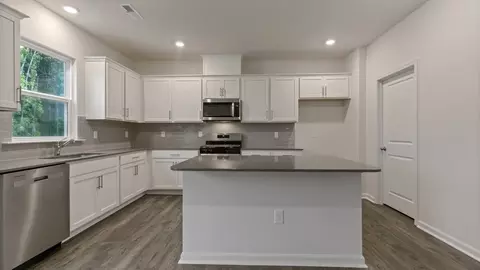 Kitchen - 5004 Red Blush Way, Willow Spring, NC 27592 photo 3 of 7