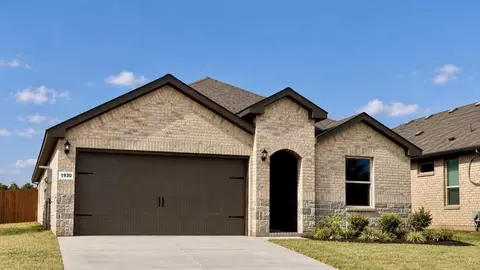 1930 Legacy Dr, Cleburne, TX 76033