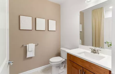 Bath - 30 E Point Dr, Rumford, RI 02916 photo 1 of 1