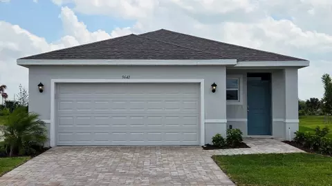 9641 Venetian Sq, Vero Beach, FL 32966