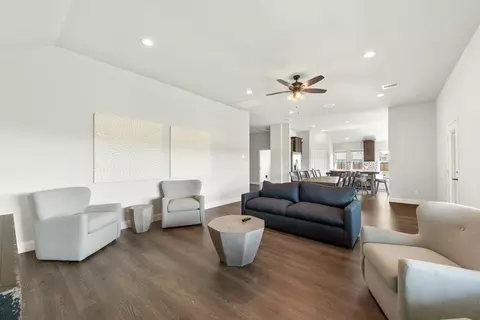 Living - 1940 Silverleaf Dr, Glenn Heights, TX 75154 photo 10 of 12