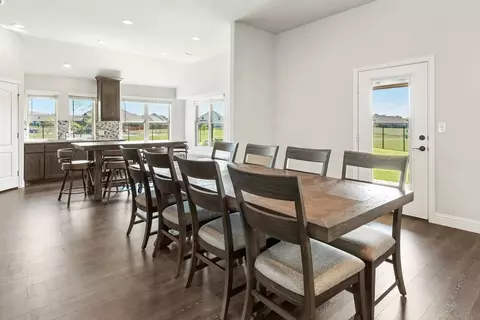 Dining - 1940 Silverleaf Dr, Glenn Heights, TX 75154 photo 5 of 5