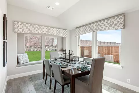 Dining - 1940 Silverleaf Dr, Glenn Heights, TX 75154 photo 4 of 5