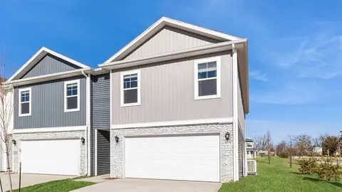 1003 Daisy Ln, Waukee, IA 50263