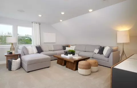 Living - 3243 Del Webb Blvd, Aurora, IL 60503 photo 4 of 7