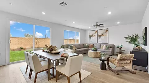 Dining - 1013 Shasta Way W, Madera, CA 93636 photo 1 of 2