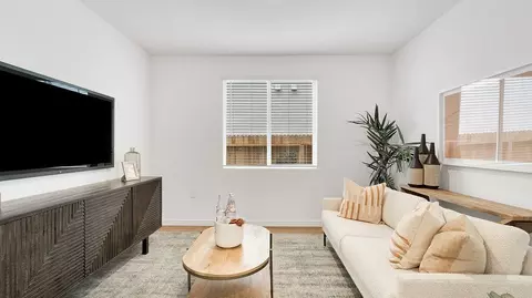 Living - 1013 Shasta Way W, Madera, CA 93636 photo 3 of 3