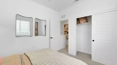 Bedroom - 1013 Shasta Way W, Madera, CA 93636 photo 3 of 7