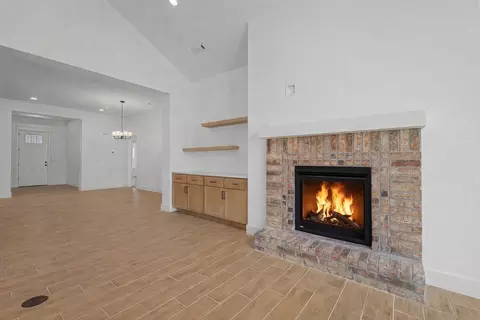 Living - 2901 E Liberty Pl, Broken Arrow, OK 74014 photo 2 of 10