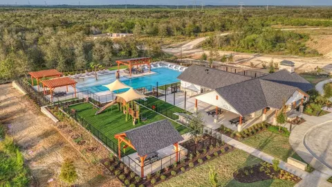 View/Area - 211 Howard Dr, Maxwell, TX 78656 photo 4 of 11