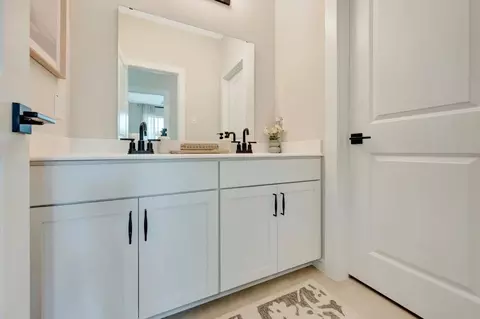 Bath - 1021 Dws Pass, Conroe, TX 77306 photo 5 of 5