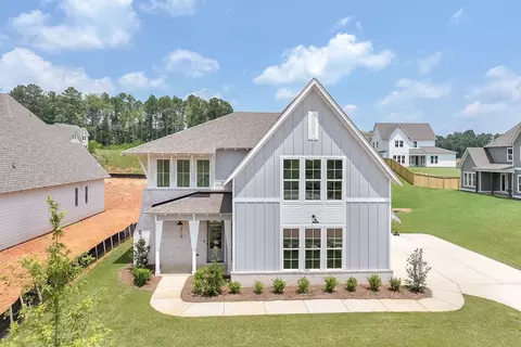 1214 Sarah Ln, Auburn, AL 36830