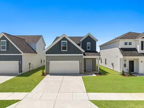 1098 Hanson Dr, Leland, NC 28451