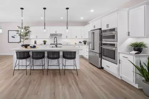 Kitchen - 530 Thompson Dr, Enumclaw, WA 98022 photo 2 of 2