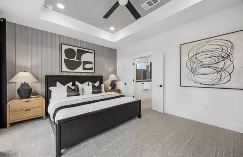 Bedroom - 16418 Cedarveil Ct, Conroe, TX 77302 photo 4 of 8