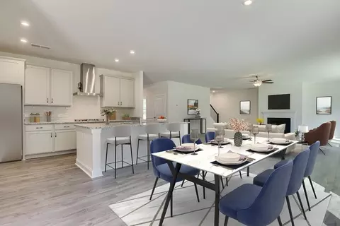 Dining - 3360 Riders Dr, Sumter, SC 29150 photo 1 of 4