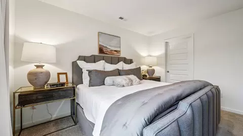 Bedroom - 1734 Dixon Cir, Mount Olive, AL 35117 photo 13 of 13