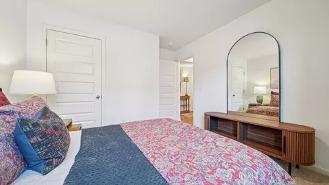 Bedroom - 1734 Dixon Cir, Mount Olive, AL 35117 photo 3 of 13