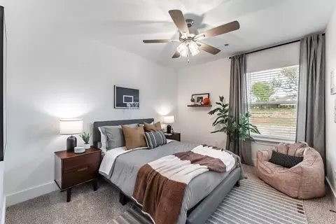 Bedroom - 905 W Pebblebrooke Dr, Ozark, MO 65721 photo 4 of 7