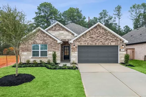 946 Garden Path Dr, Willis, TX 77378