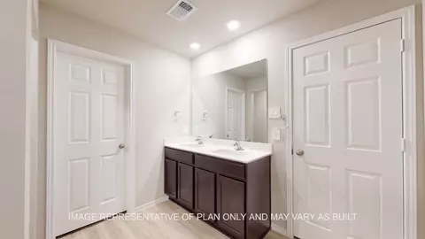 Bath - 2913 Cyprian Rd, Lorena, TX 76655 photo 3 of 6