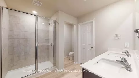 Bath - 2913 Cyprian Rd, Lorena, TX 76655 photo 1 of 6