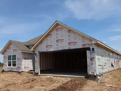 2119 Lone Bronco Blvd, Rosenberg, TX 77471