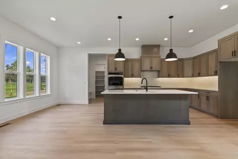Kitchen - 2391 E Snocreek Dr, Eagle, ID 83616 photo 1 of 6