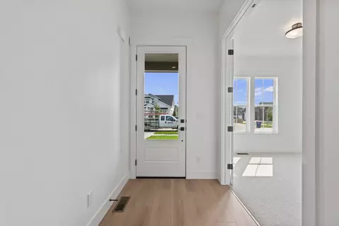 Entry Way - 2391 E Snocreek Dr, Eagle, ID 83616 photo 1 of 3
