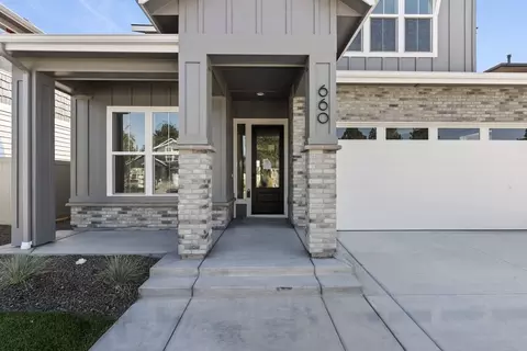 Exterior - 2391 E Snocreek Dr, Eagle, ID 83616 photo 9 of 14