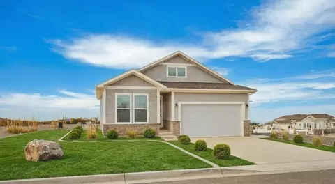 3527 Bethpage Dr, Fort Collins, CO 80524
